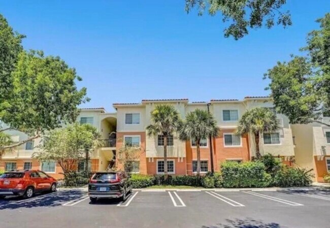 Building Photo - 9857 Baywinds Blvd