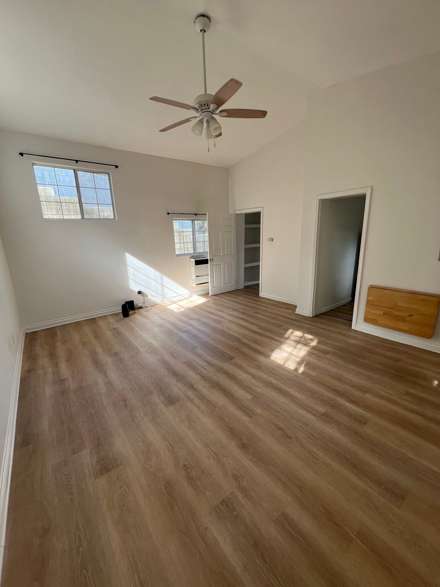 Building Photo - 1725 Kent St