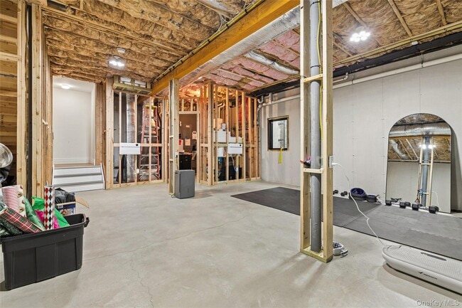 Building Photo - 55 S Phillips Ave