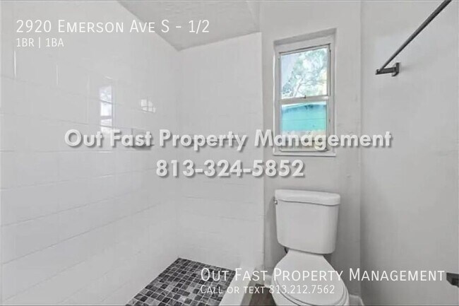 Building Photo - 2920 Emerson Ave S