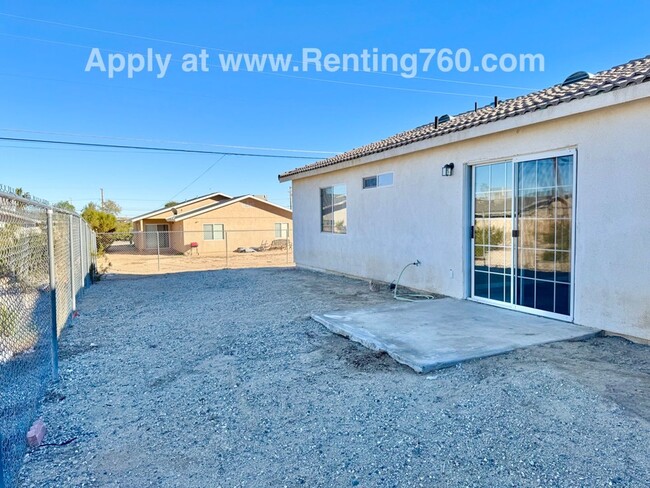 Building Photo - Cozy 3 Bed 2 Bath Home Near Base!