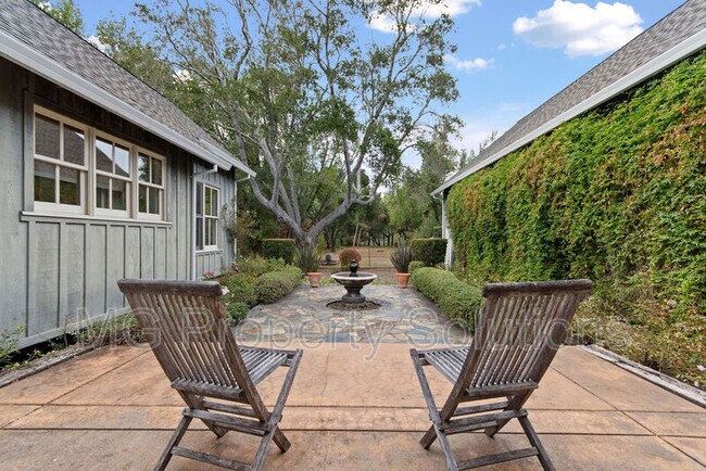 Building Photo - 5151 Nicasio Valley Rd