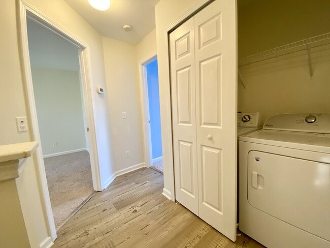 Building Photo - Mill Creek Townhome for Rent!