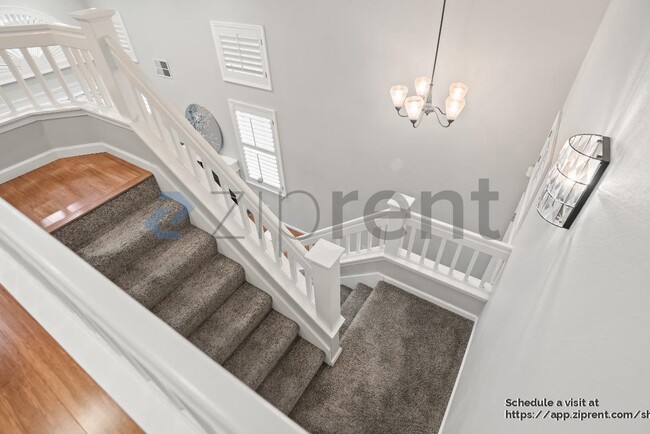 Building Photo - 6344 Holly Gillingham Ln