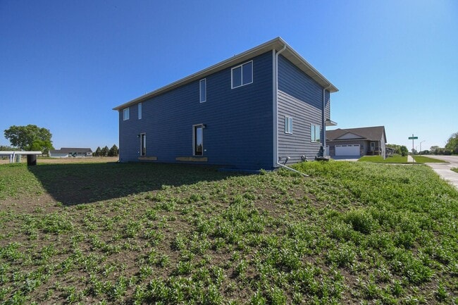 Building Photo - 3900 S Caballo Ct