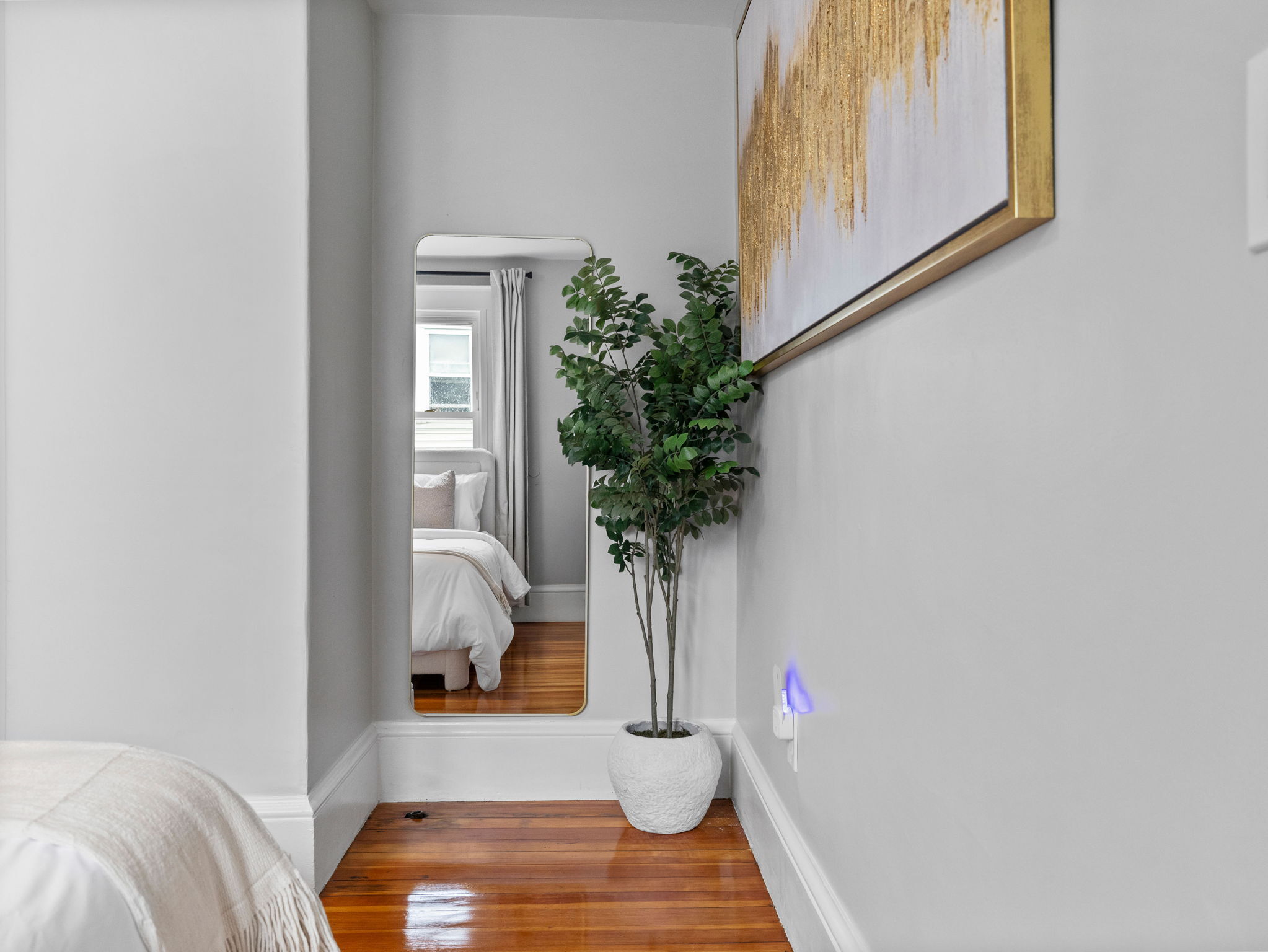 Building Photo - 1212 Broadway