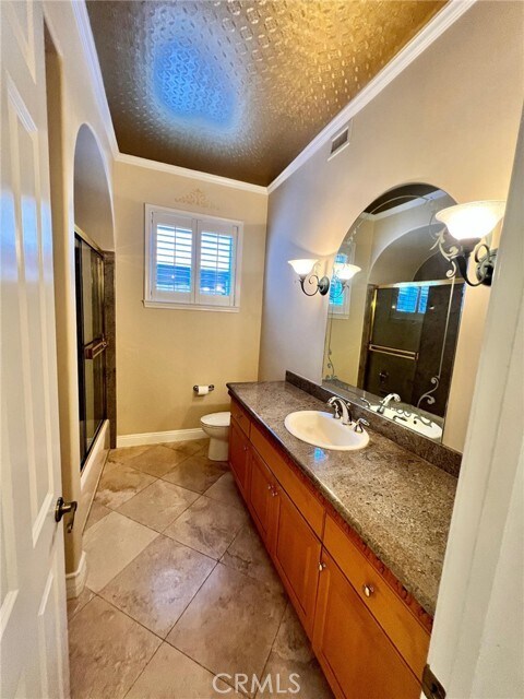 Building Photo - 224 Cll De Madrid