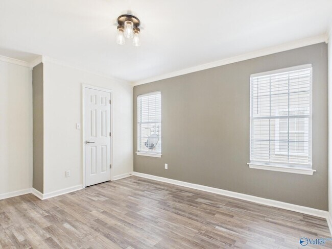 Building Photo - 263 Waters Edge Ln