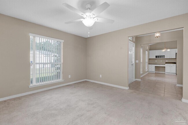 Building Photo - 1484 Longbranch Dr