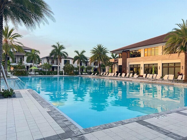 Building Photo - 8167 NW 41st St