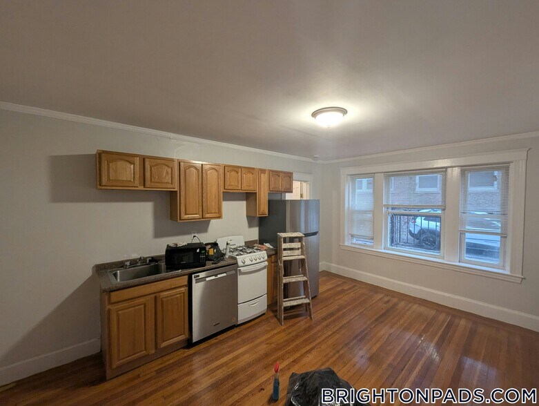 Building Photo - 1615 Commonwealth Ave