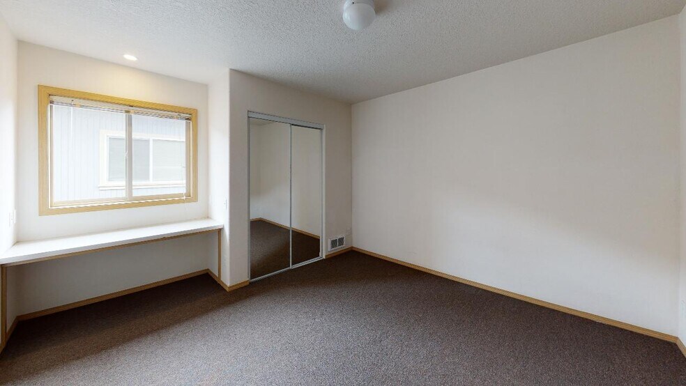 Building Photo - 1677 NW Jackson Ave