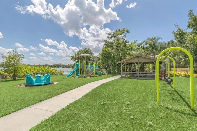 Building Photo - 1539 Pickwood Ave