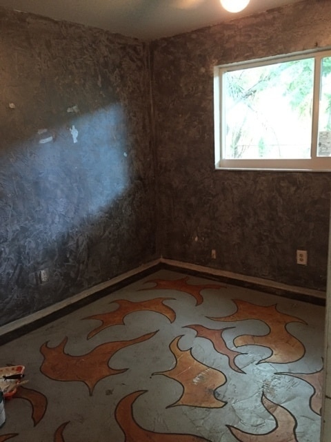 Building Photo - Large 4 -2 house in sw area ! Off Davie blvd