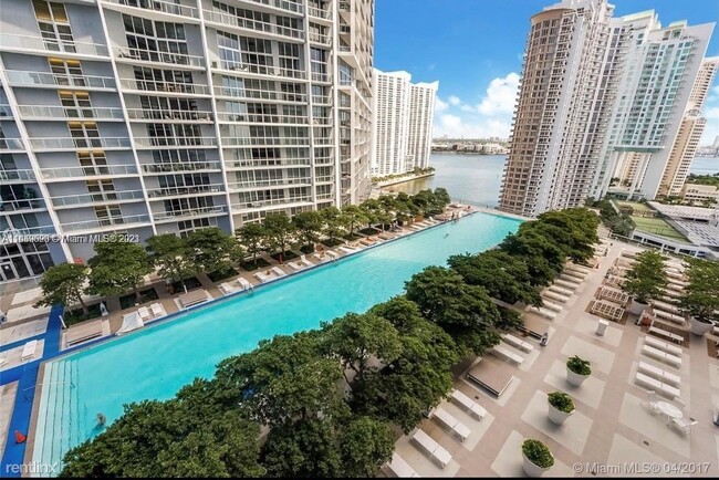 Building Photo - 1 br, 1 bath Condo - 495 Brickell Ave Apt ...