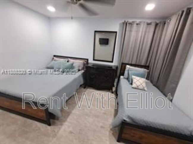 Building Photo - 2242 Polk St