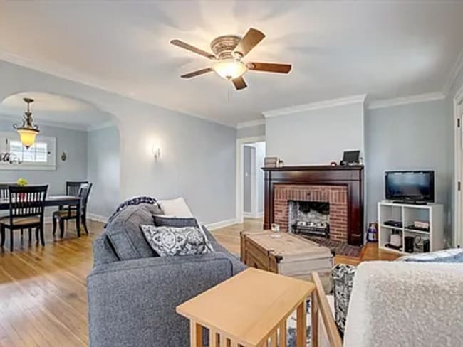 Building Photo - 528 W 43rd St