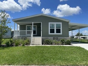 Building Photo - 10792 SW 30th Ave