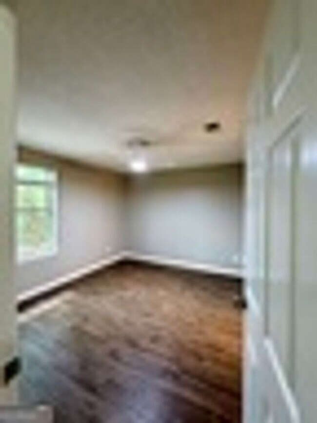 Building Photo - 438/440 Admirals Walk Dr