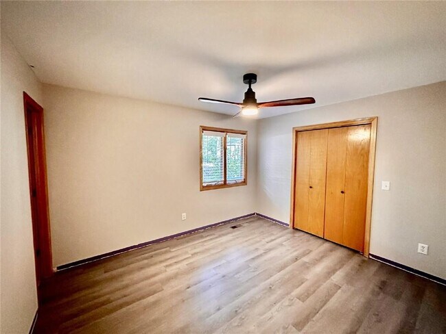 Building Photo - 25 N Cerney Ln