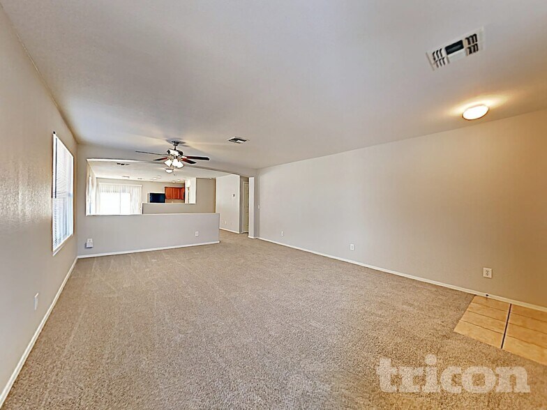 Building Photo - 5013 S 24th Ave