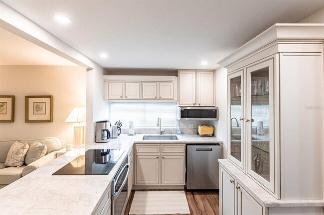 Building Photo - 6023 W Peppertree Way