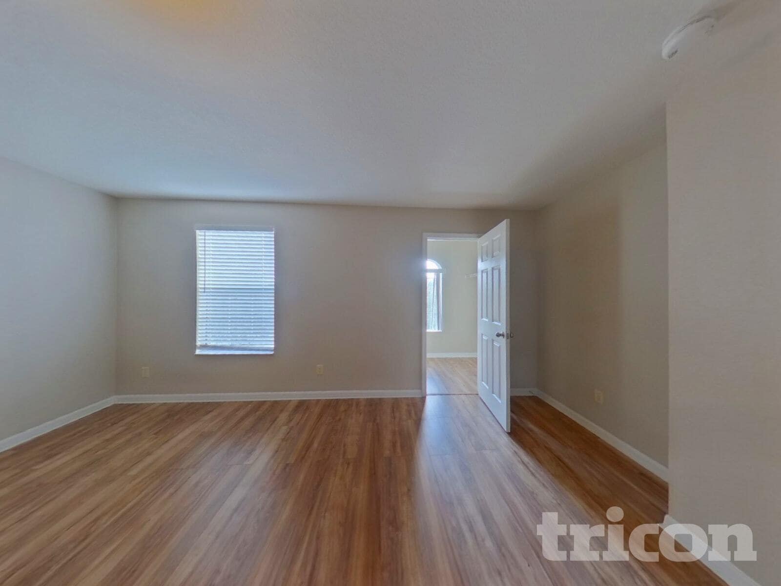 Building Photo - 243 Tower View Dr W