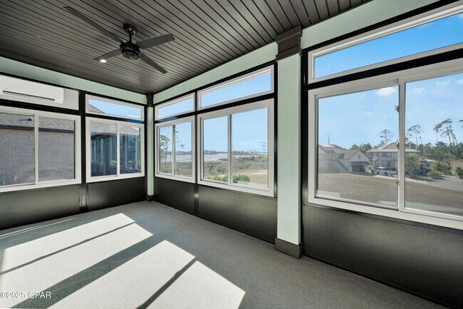 Building Photo - 540 Wahoo Rd