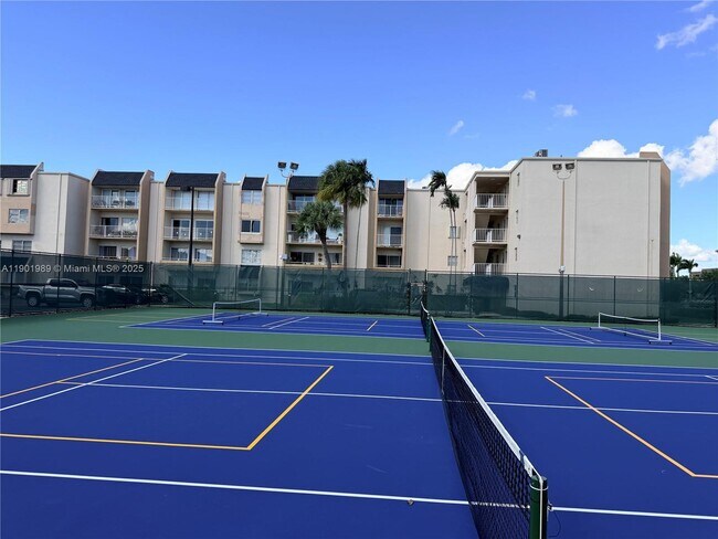 Building Photo - 7715 SW 86th St