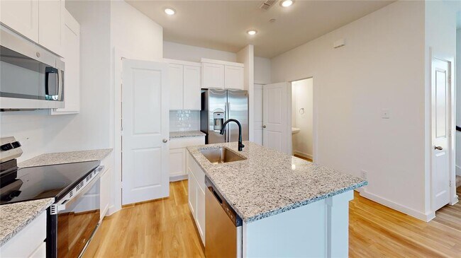 Building Photo - 2907 Parks Mccoy Ln