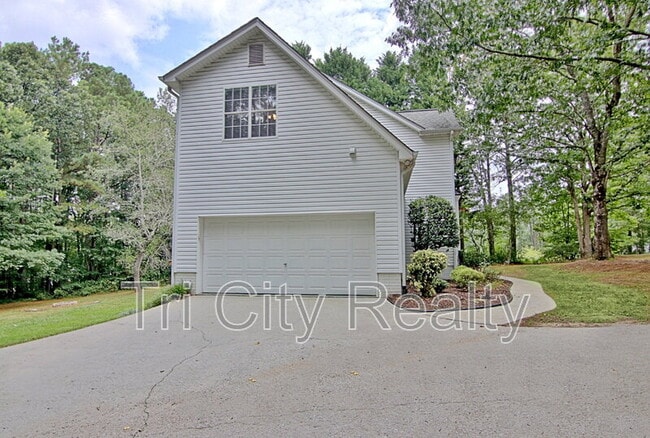 Building Photo - 49 Montrose Ln