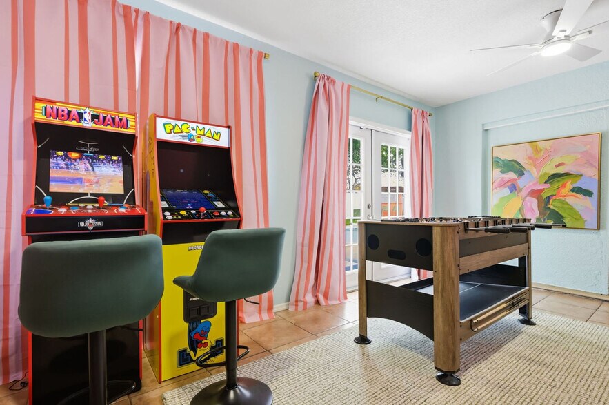 Building Photo - 9155 125th St