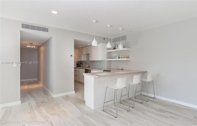 Building Photo - 2451 Brickell Ave