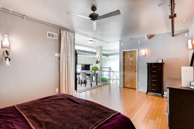 Building Photo - 3100 Huron St