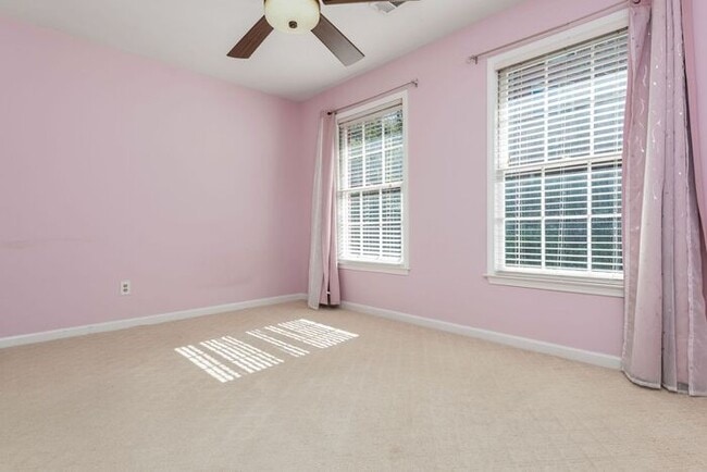 Building Photo - North Druid Hills Hidden Gem! 4Bed-4Bath, Hardwood Floors, Available NOW!