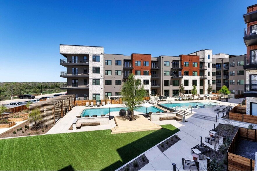 Building Photo - 14440 Pearson Ranch Rd