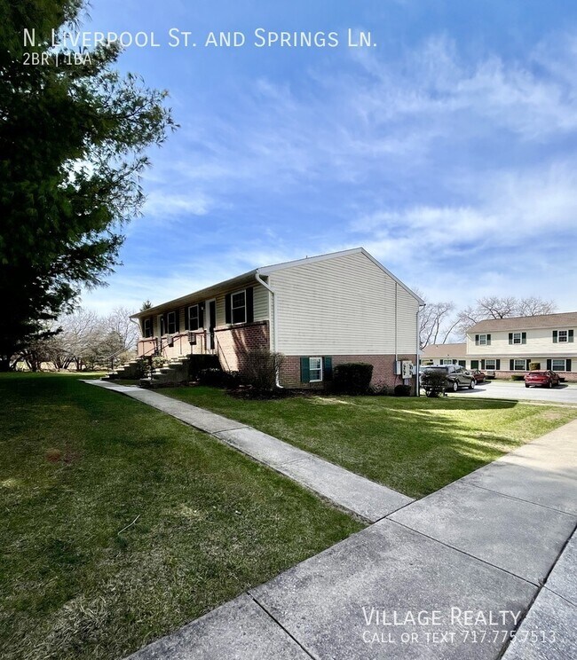 Building Photo - 220 Elizabeth Ln