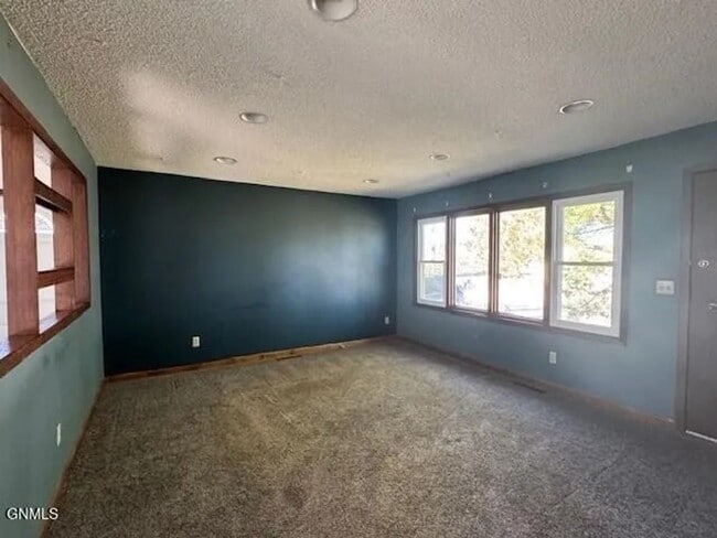 Building Photo - 1123 2nd Ave E