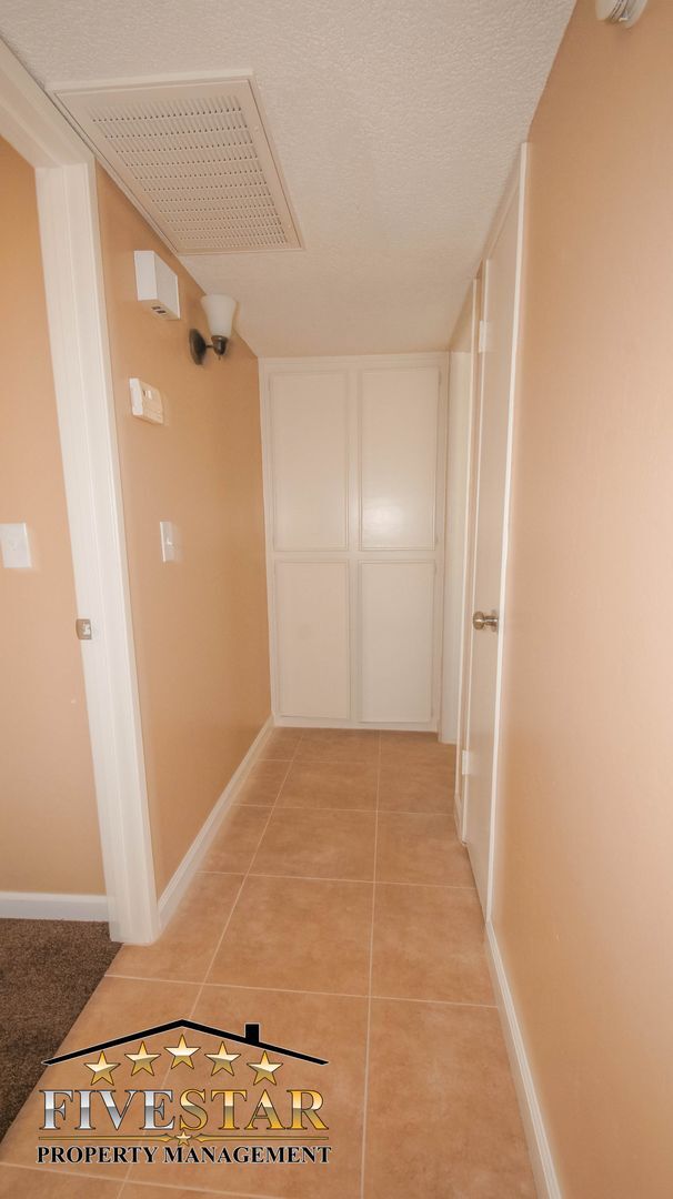Building Photo - Apartment for Rent on 3017 "Q" Street Apt B