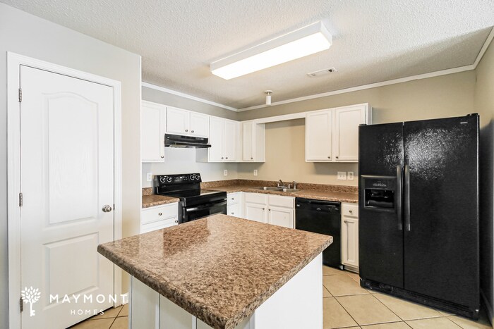 Building Photo - 152 Shenandoah Dr