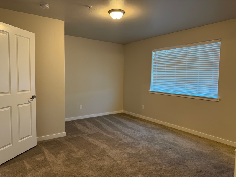 Building Photo - 5723 W Albany Pl