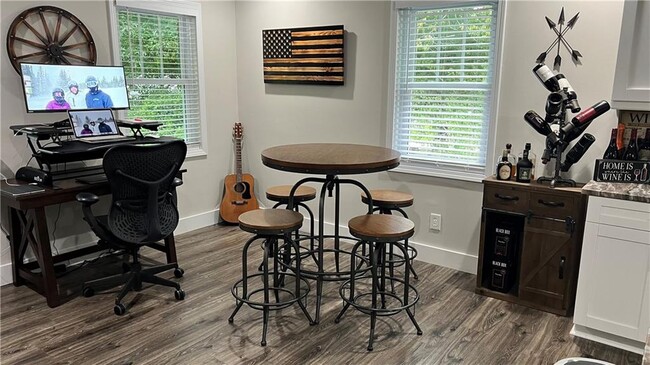 Building Photo - 1039 Washington Ave