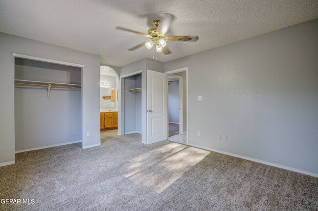 Building Photo - 3404 Rosinie Rose Pl