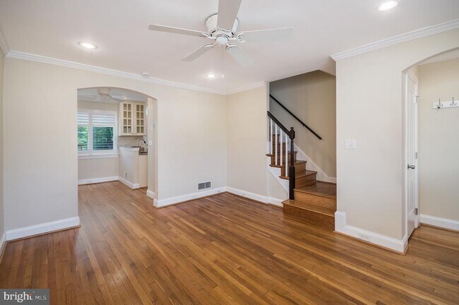 Building Photo - 320 Wesmond Dr