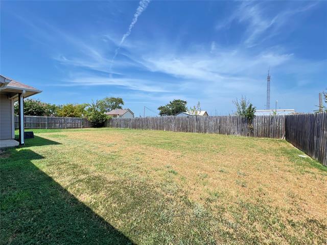 Building Photo - 808 E Northside Dr