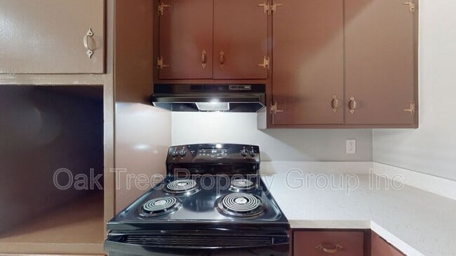 Building Photo - 312 Rodeo Ave