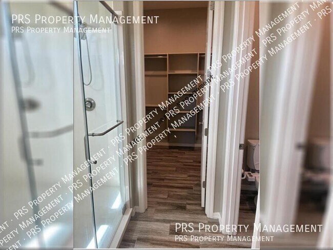 Building Photo - 4225 E Ronald St