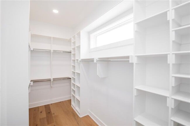 Building Photo - 3406 Scoggins Rd