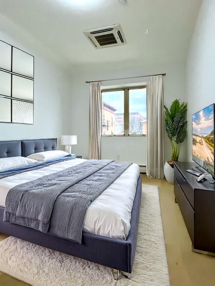 Building Photo - 3956 58th St