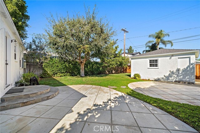 Building Photo - 364 Broadway